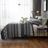 Avenzo Modern Boho Style Bedding Set