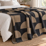 Plaid géométrique monochrome Artevana