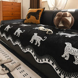 Lion Wavy Non-Slip Sofa Cover