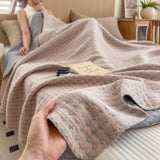 Matelassé Seersucker Reversible Cotton Blanket