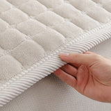 Housse de canapé matelassée en peluche minimaliste